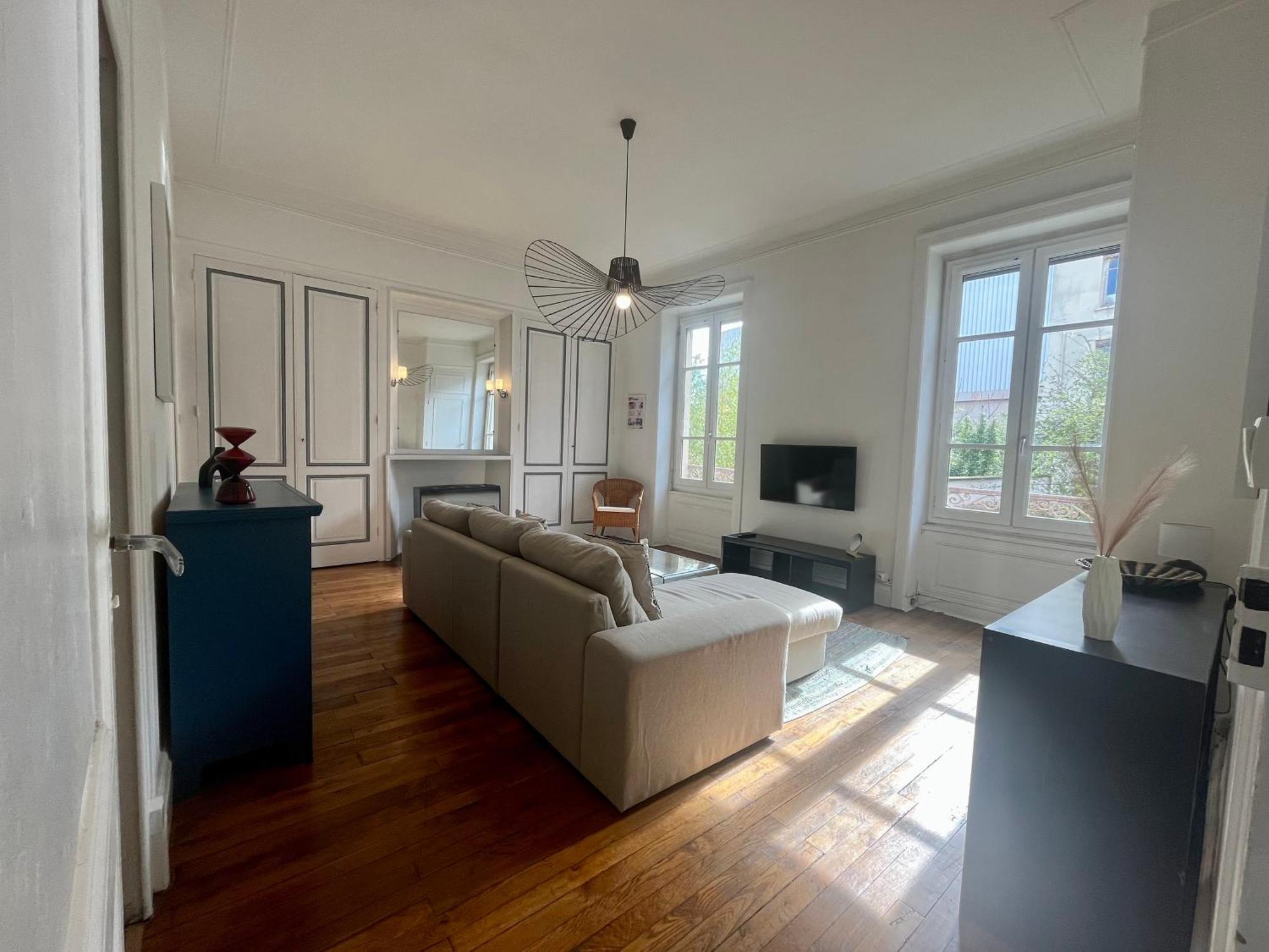 Suite Lavanni Лион Экстерьер фото