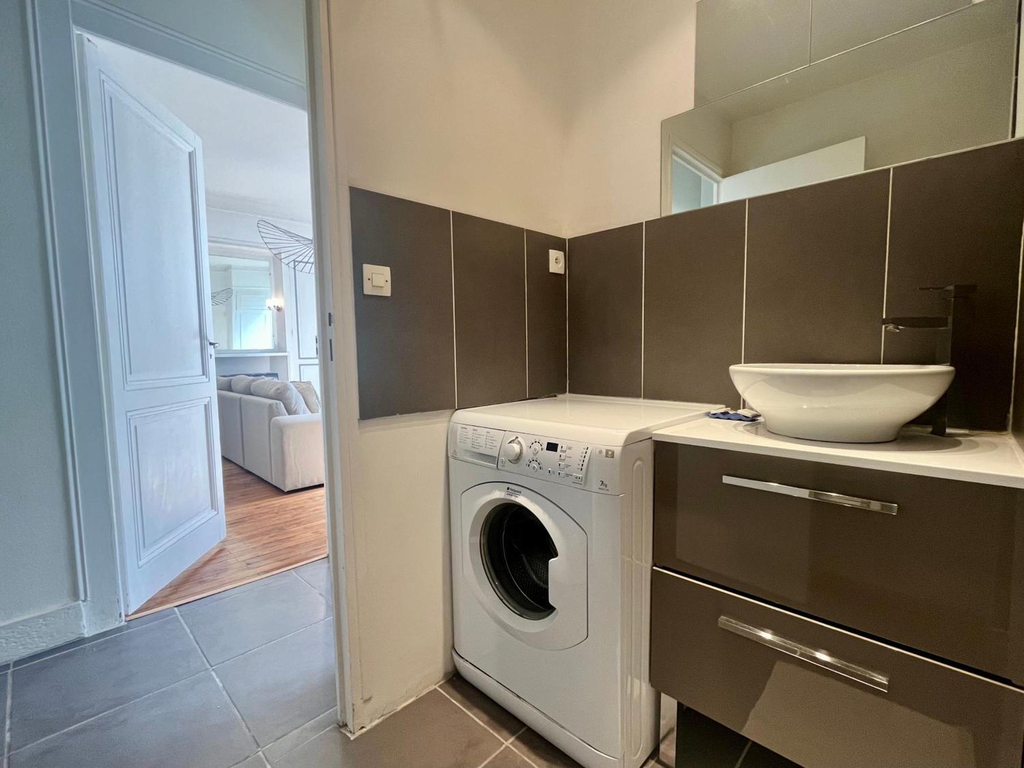 Suite Lavanni Лион Экстерьер фото